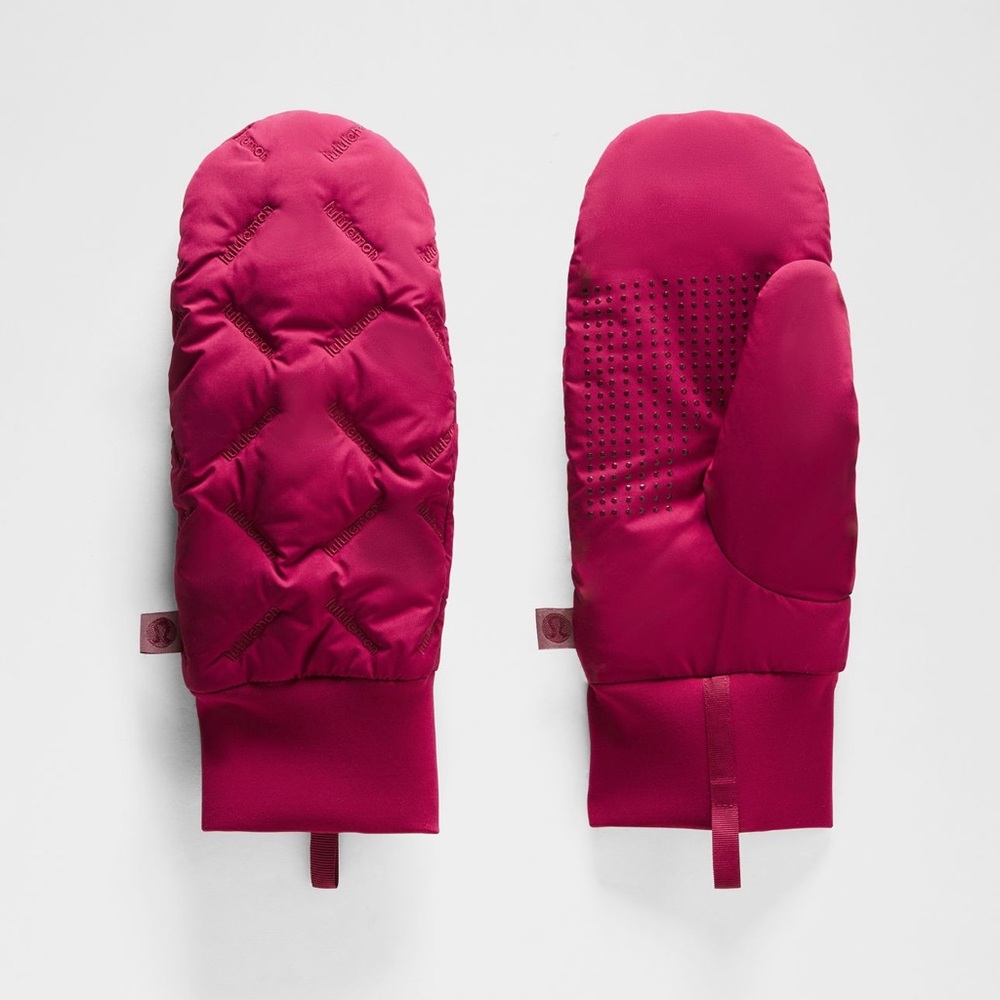 NWT Quilted Fleece-Lined Mittens BRML